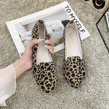 Size:4.5-11 Women Plus Size Leopard Design Loafers - Image 7