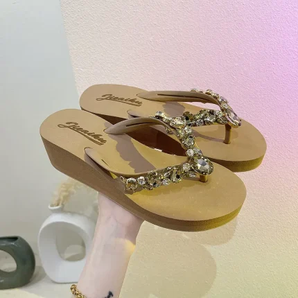 Women Summer Outer Wear Fashion Rhinestone Seaside Beach Platform Flip-Flops - Image 3